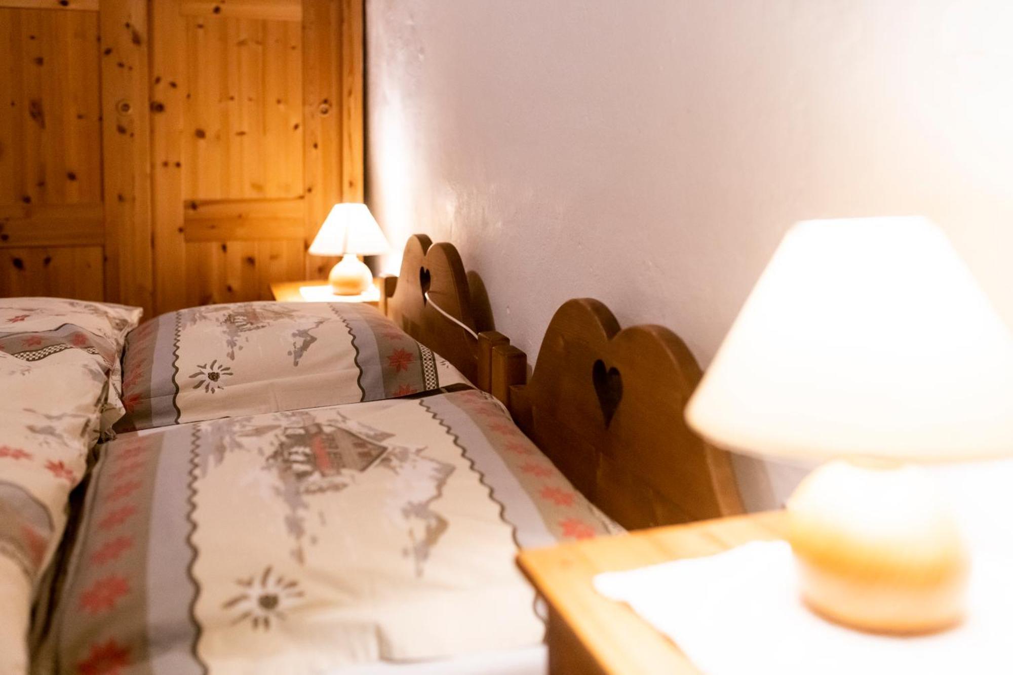 Aiguille De La Tza Hotel Arolla Luaran gambar