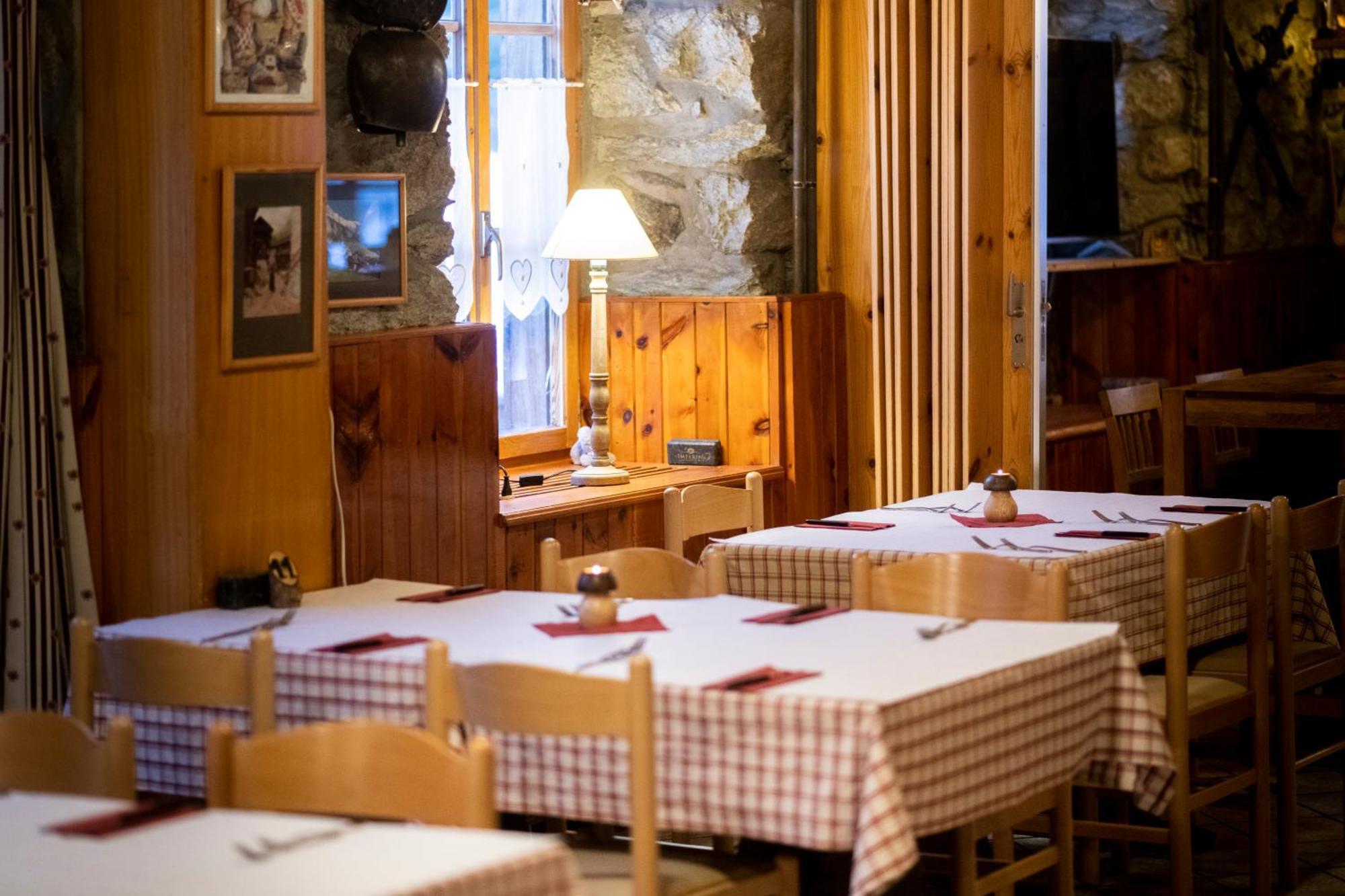 Aiguille De La Tza Hotel Arolla Luaran gambar