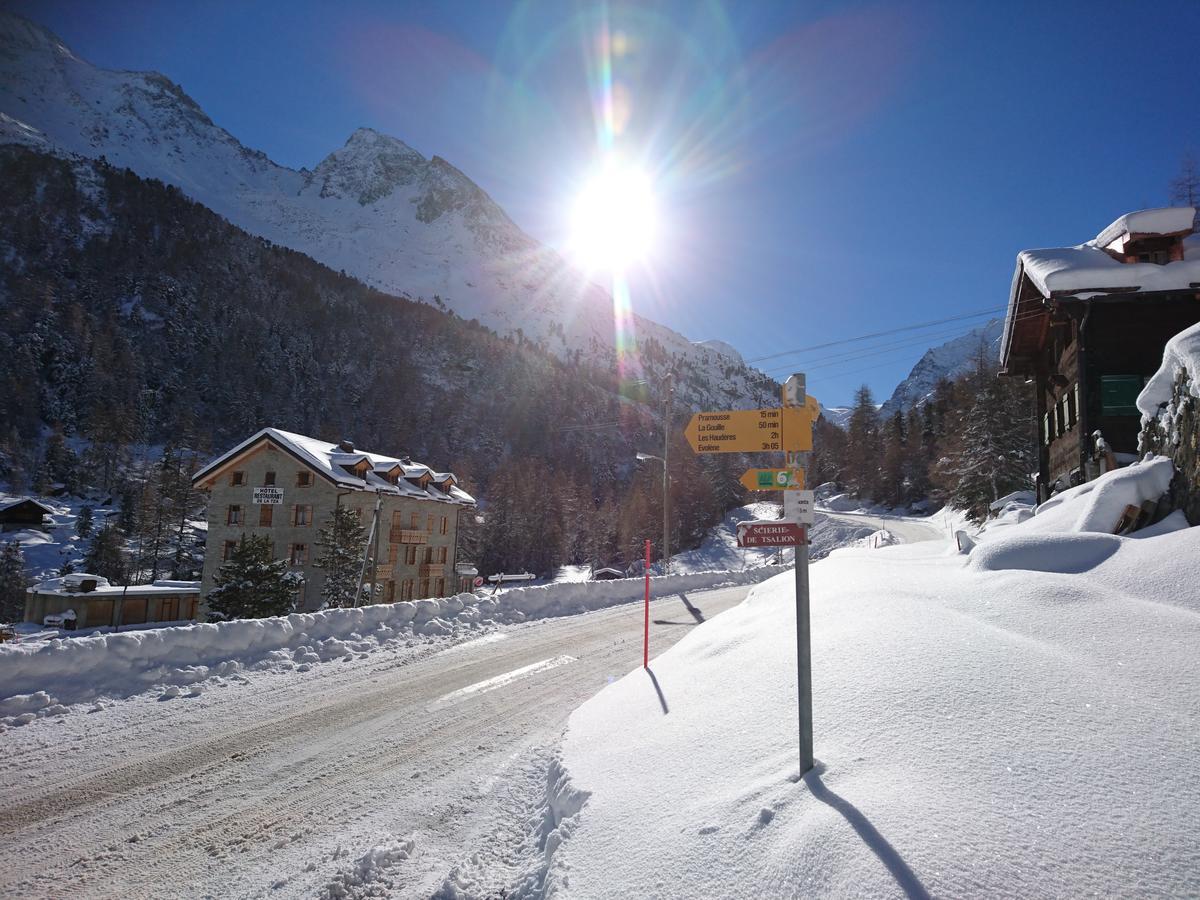 Aiguille De La Tza Hotel Arolla Luaran gambar